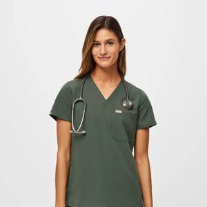 FIGS Women’s Catarina One- Pocket top XS